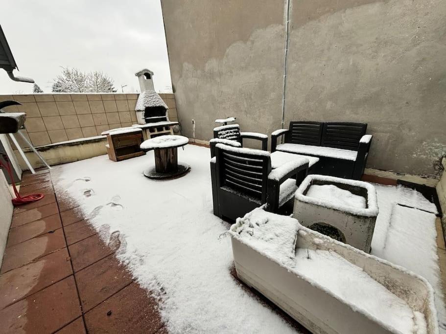 Mini-Loft, Terrasse 24M2, Internet Haut-Debit, Garage Prive Et Place De Parking Audincourt Exterior foto